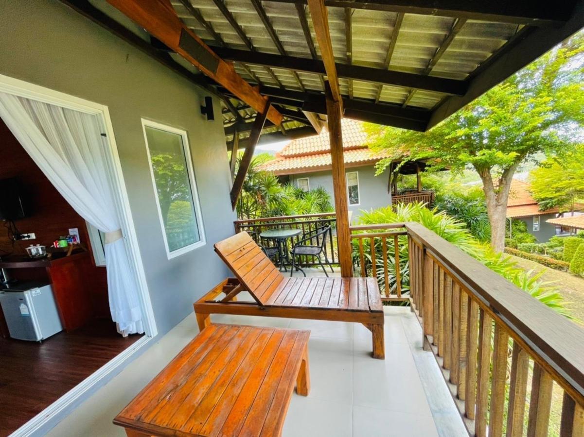 Bakantiang Resort Koh Lanta Exterior photo